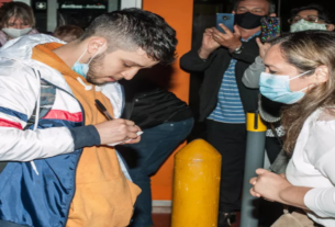 Nicolás Olmedo regresó a Misiones firmó autógrafos y se sacó fotos con sus fans
