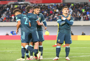 Argentina venció a Perú y está cada vez más cerca del Mundial