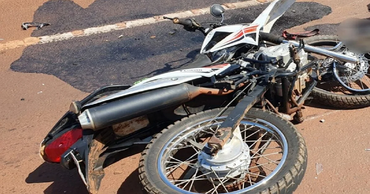 Oberá: motociclista falleció tras chocar de frente con una camioneta
