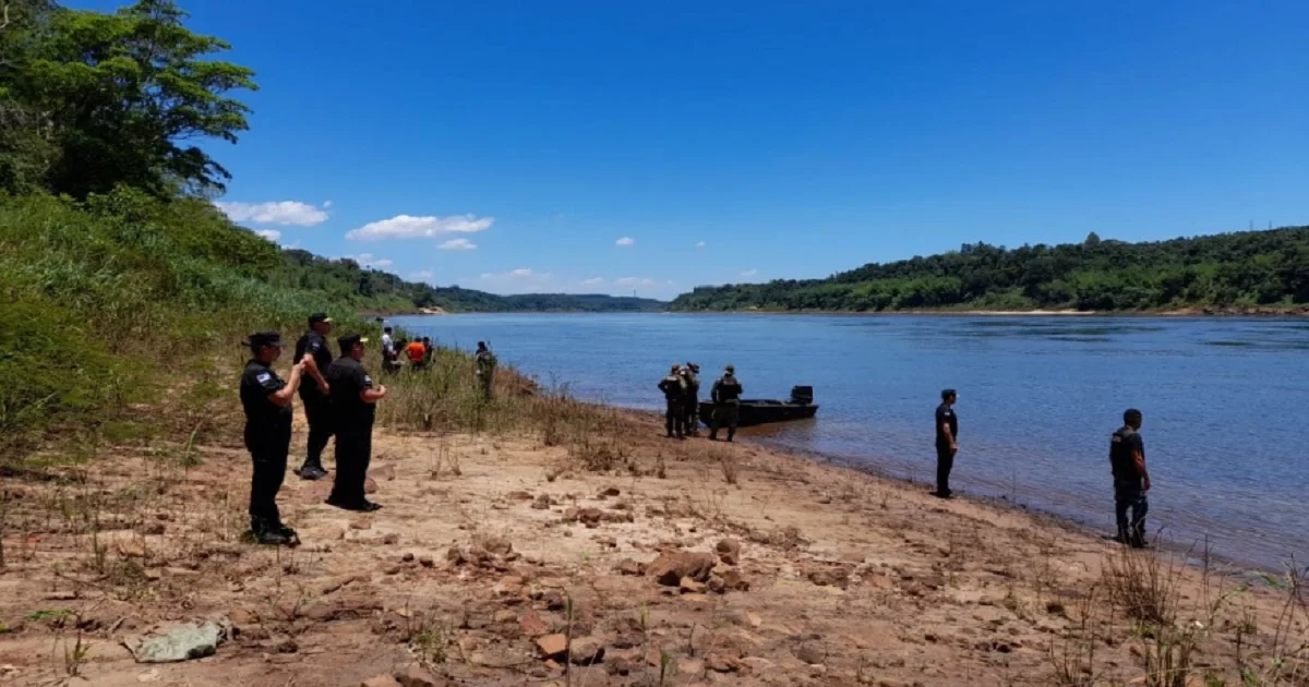 Una mujer arrojó a sus dos hijos al río Paraná y luego intentó quitarse la vida en Eldorado