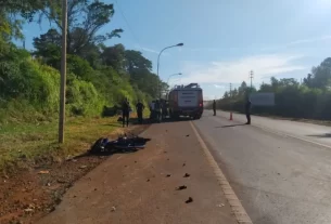 Una colisión ente una camioneta y una moto dejó un fallecido en Oberá